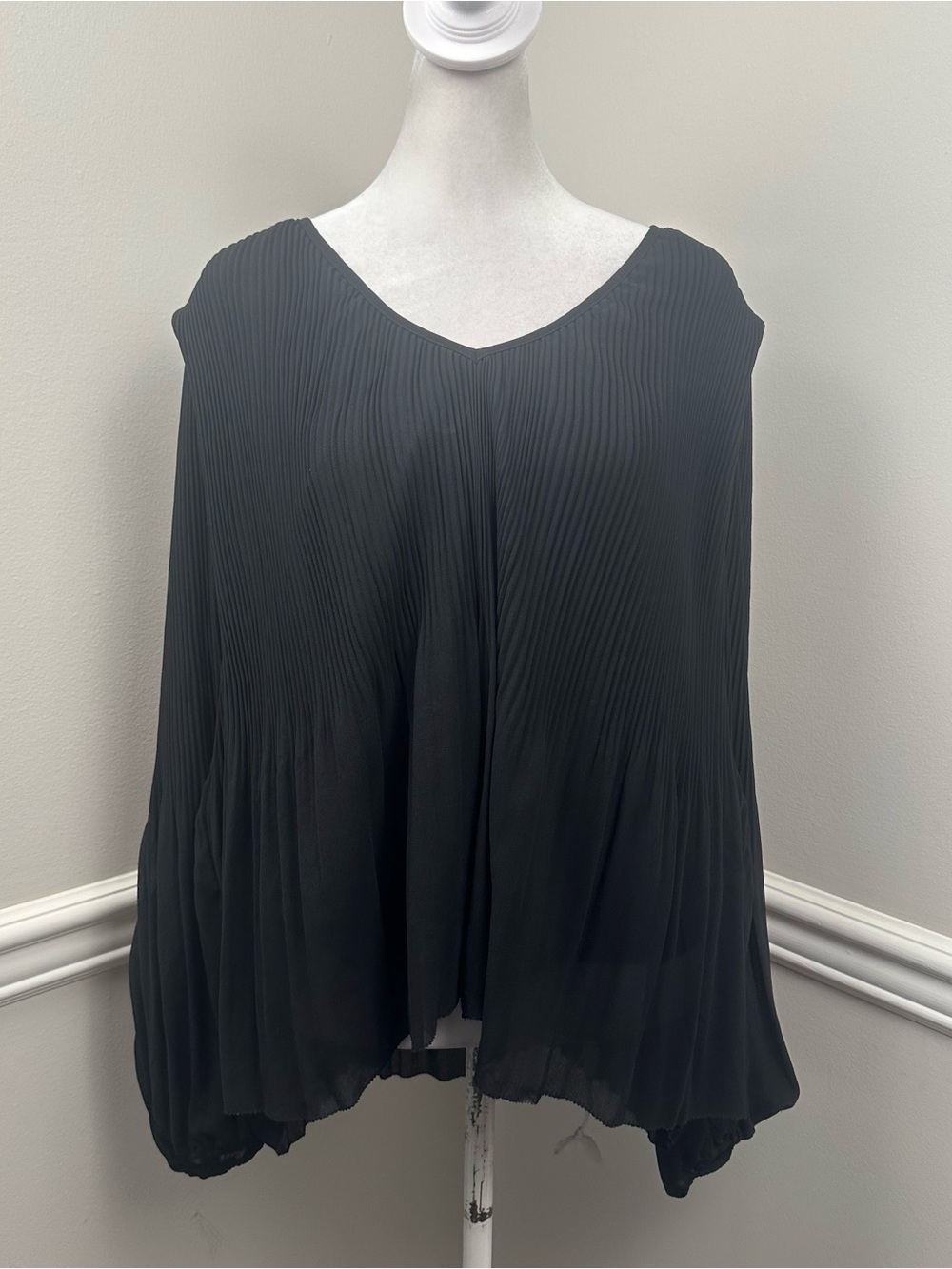 Quince Black Pleated V-Neck Blouse M